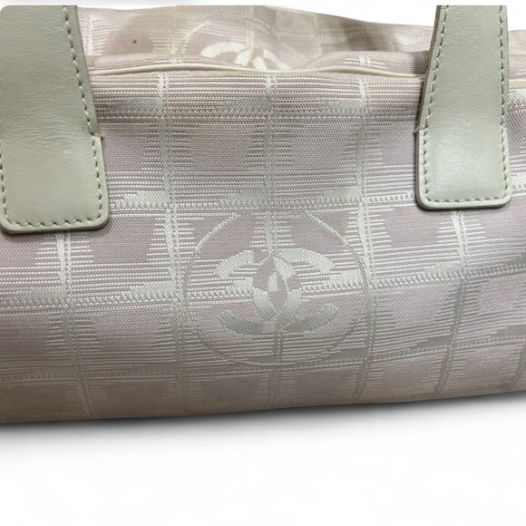 Authentic Y2K Vintage Chanel Pink Bag - Picture 3 of 8